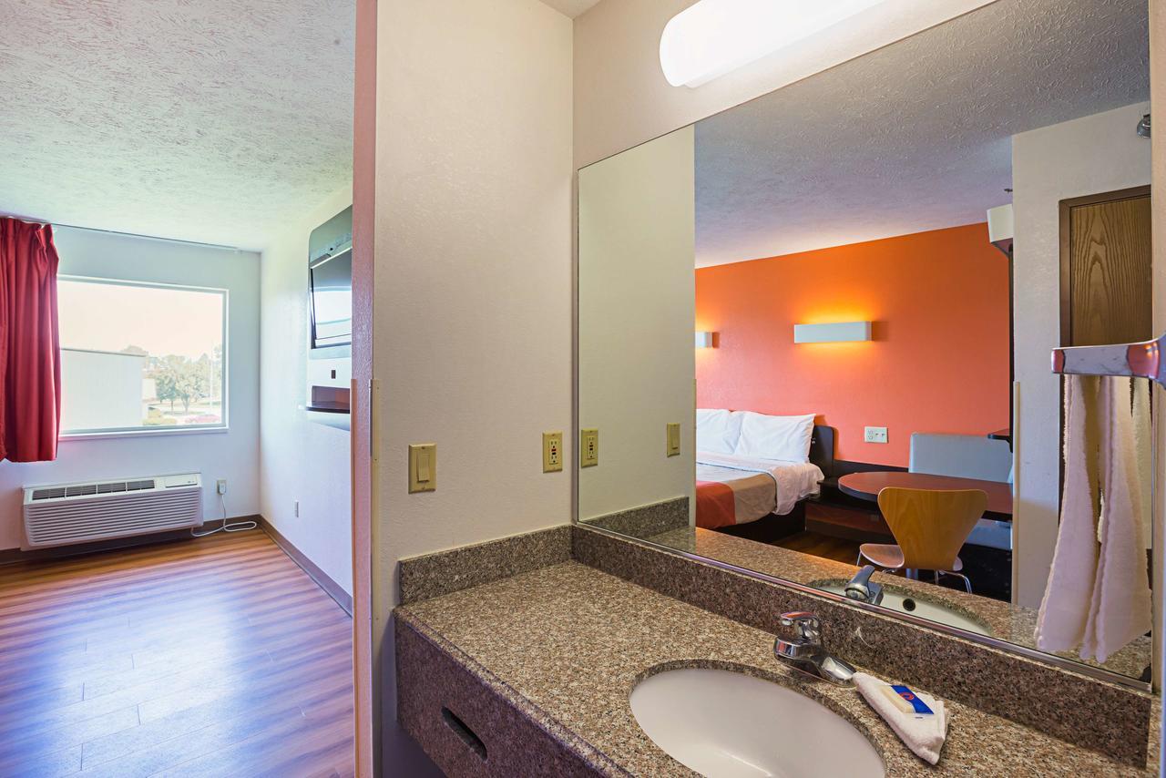 Motel 6 Omaha - Iat West Εξωτερικό φωτογραφία