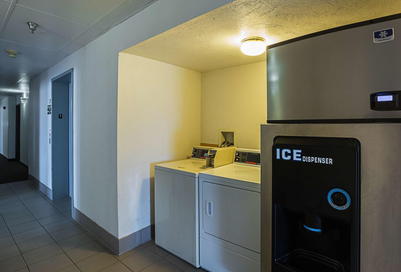 Motel 6 Omaha - Iat West Εξωτερικό φωτογραφία
