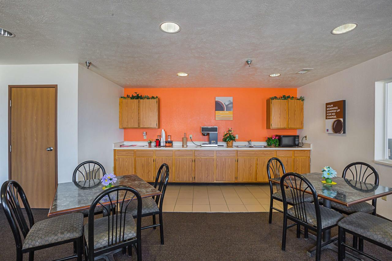 Motel 6 Omaha - Iat West Εξωτερικό φωτογραφία